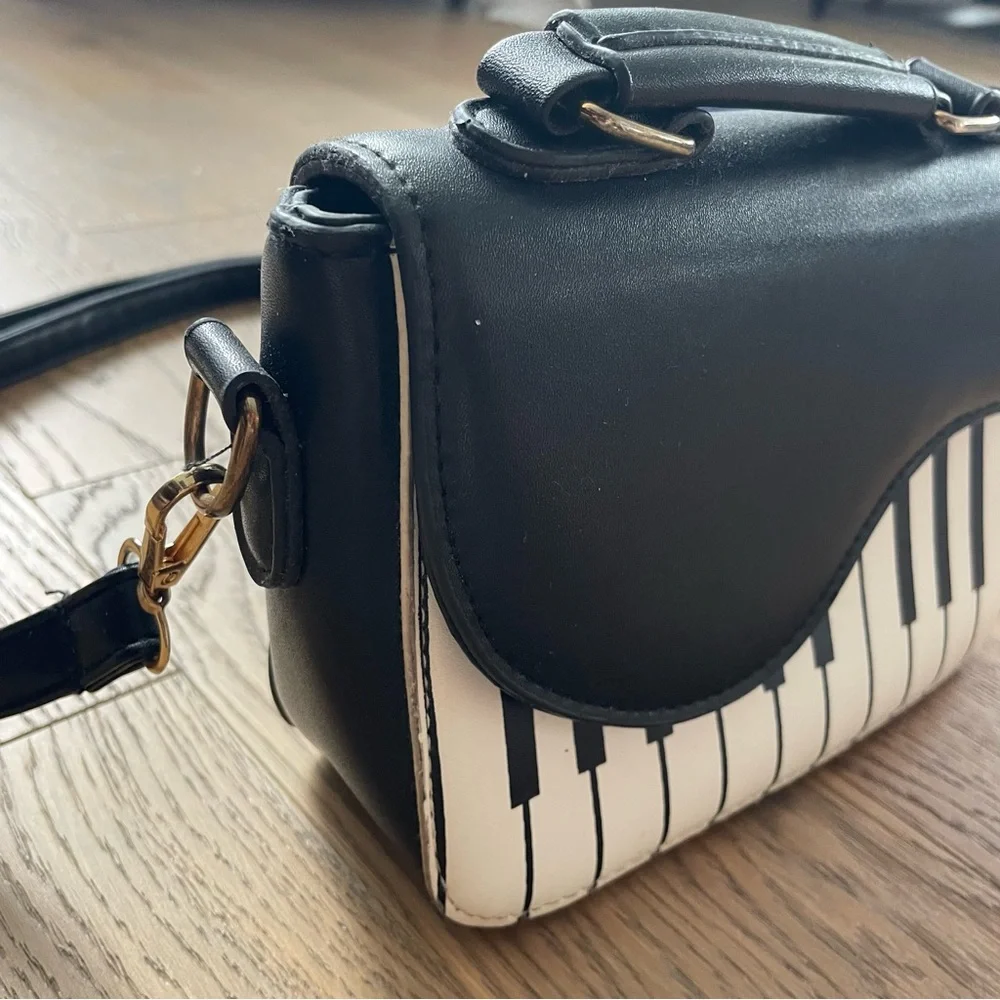 Girls’ Piano Music Notes Black and White Handbag - Picture 5 of 5